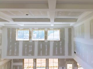 Drywall Repair Pros Near Manhattan Beach CA